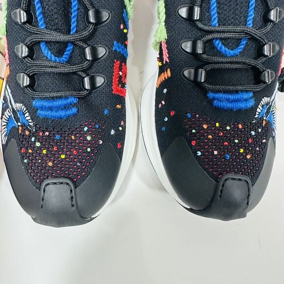 Gucci Run US 11 Limited Edition Lovelight Sneaker Black Embroidered NIB $1,290 - Picture 4 of 15